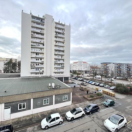 شقة Cool Studio Saint Louis Vicino Stazione/Aereoporto المظهر الخارجي الصورة