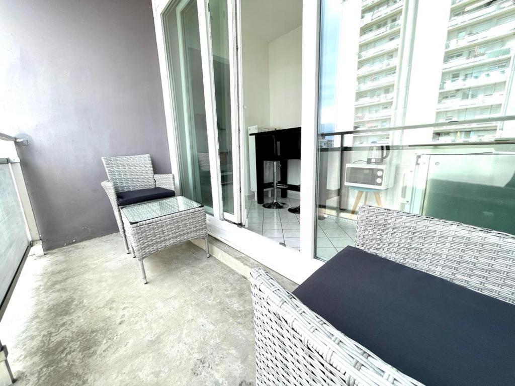 شقة Cool Studio Saint Louis Vicino Stazione/Aereoporto المظهر الخارجي الصورة
